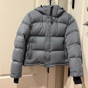 Aritzia super puff shorty Jacket